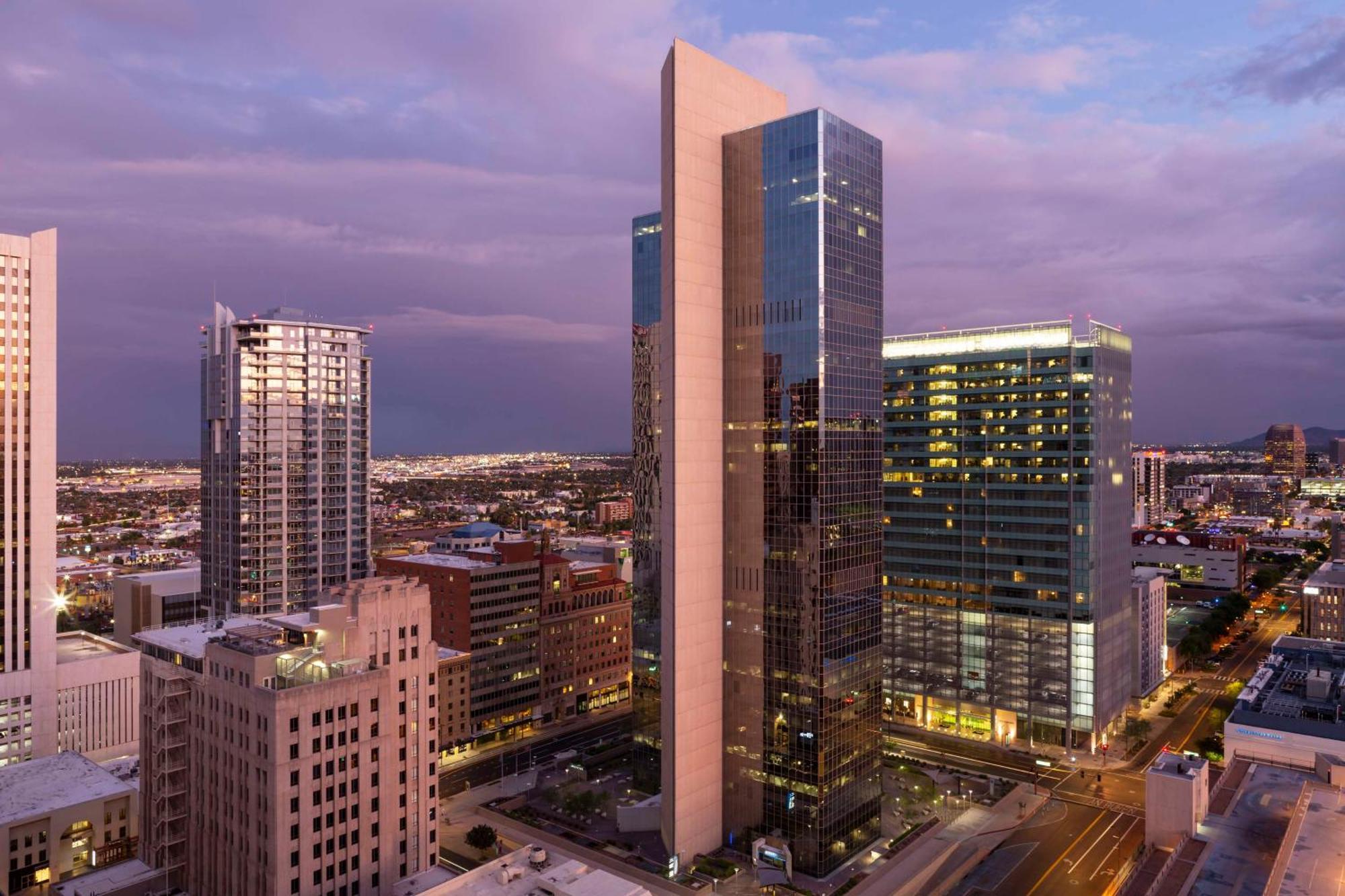 Hyatt Regency Phoenix Downtown - No Destination Fees Екстер'єр фото
